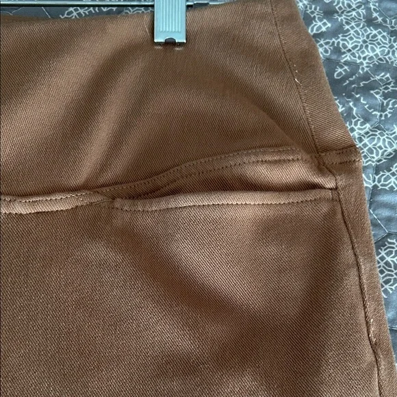 J. Jill Cropped Tan Pants - Picture 4 of 7